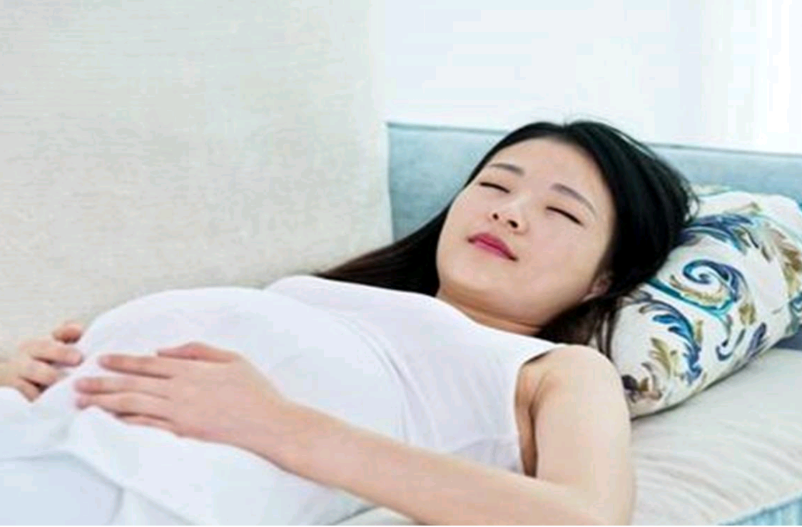 有很多方法可以监测排卵，也可以通过医院进行自我监测，但最可靠的方法是B超检查。